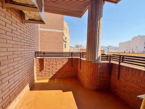 Piso de 154 m² en Almería