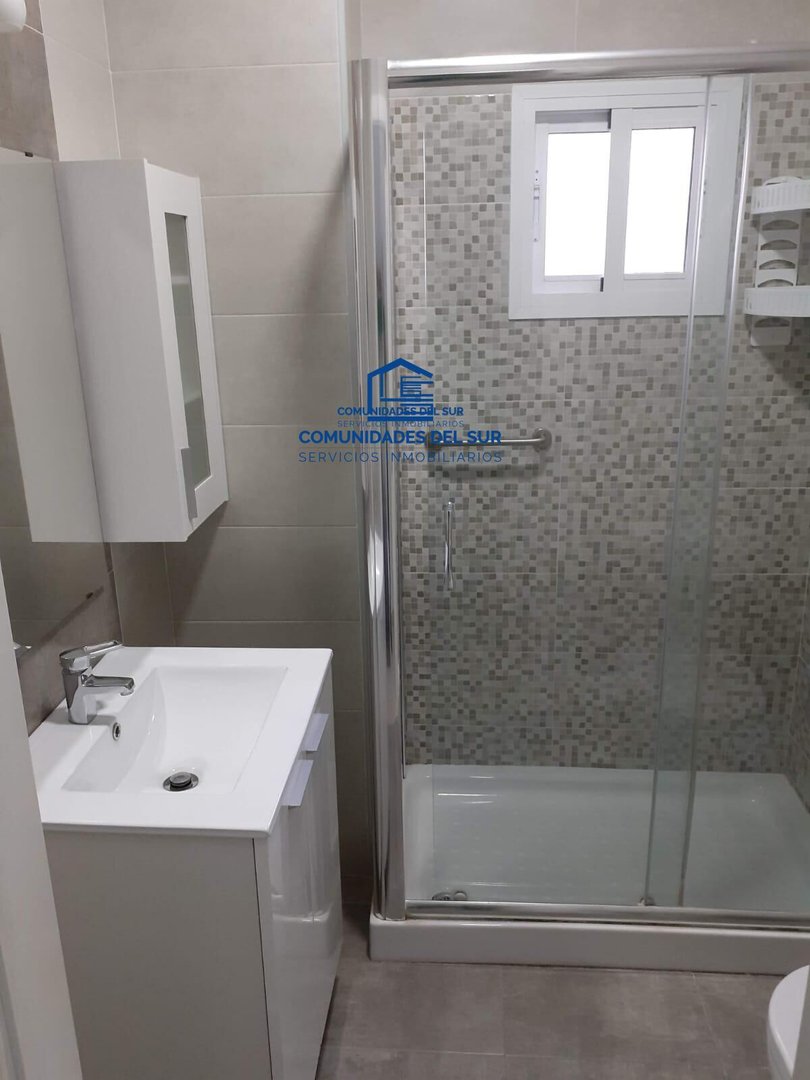 Piso de 80 m² en Cádiz