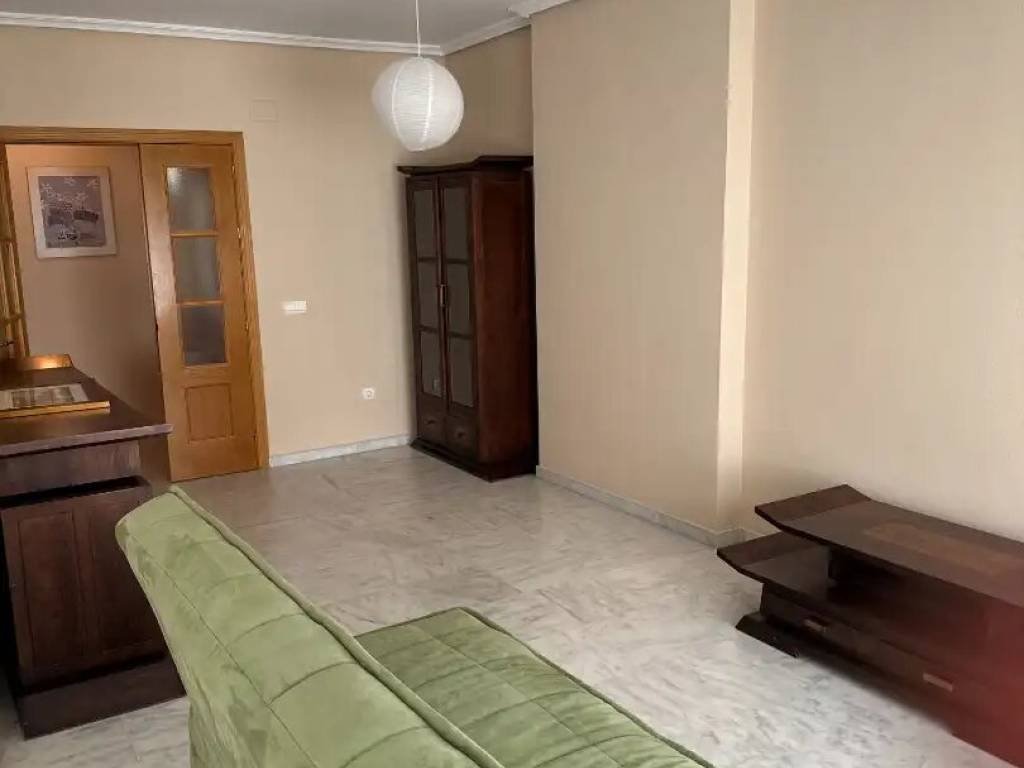 Piso de 140 m² en Sevilla