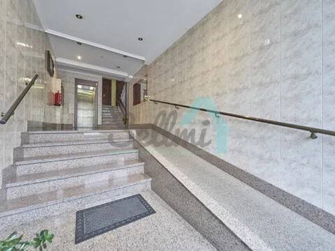 Piso de 80 m² en Oviedo