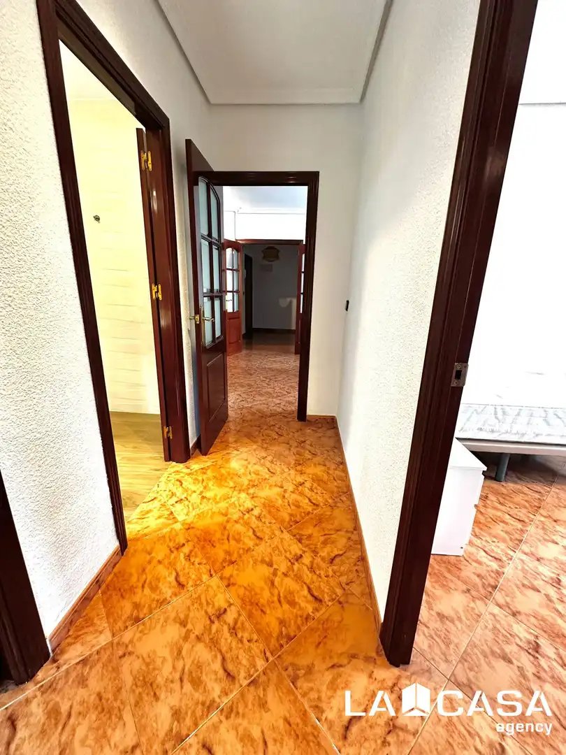 Piso de 100 m² en Dos Hermanas