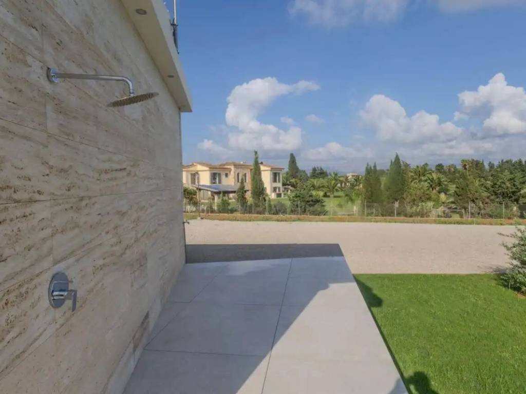 Casa de 260 m² en Muro