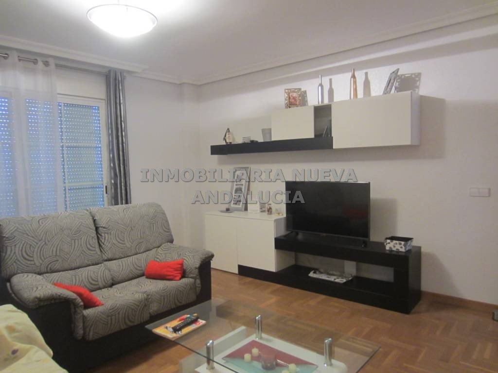 Piso de 95 m² en Almería