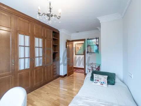 Piso de 120 m² en Oviedo