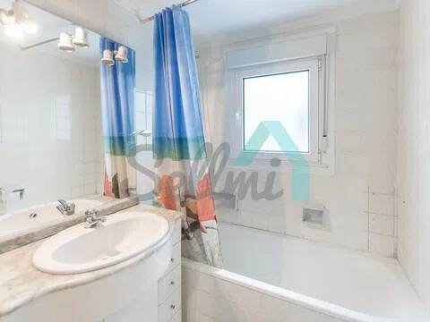 Piso de 80 m² en Oviedo