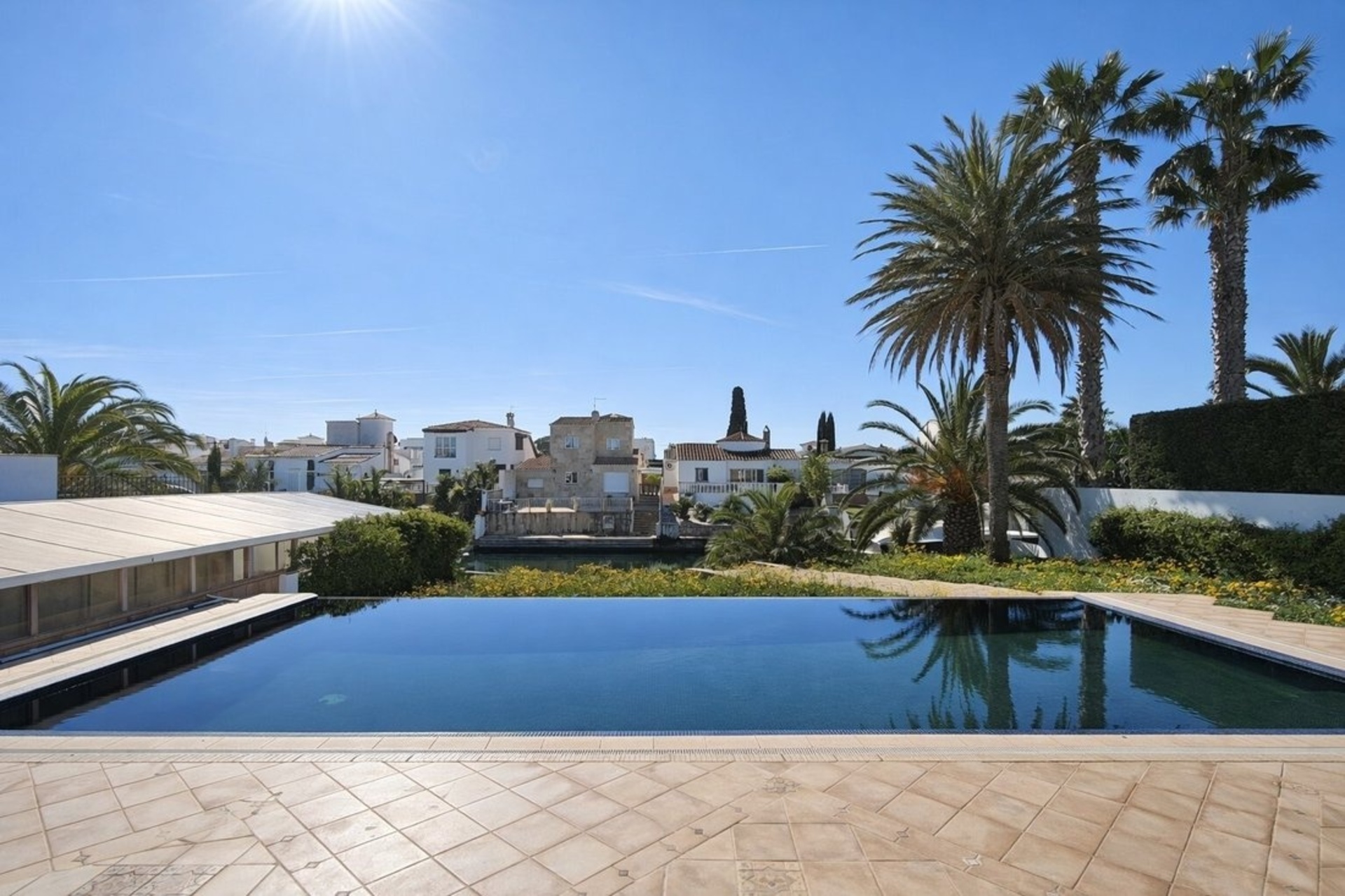Piso de 397 m² en Castelló d'Empúries