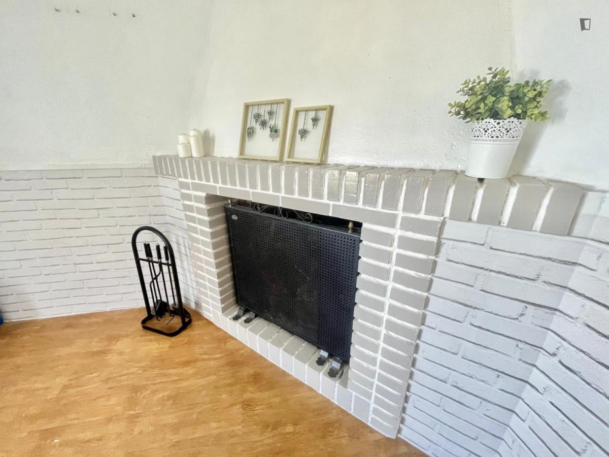Habitació de lloguer, Santiponce