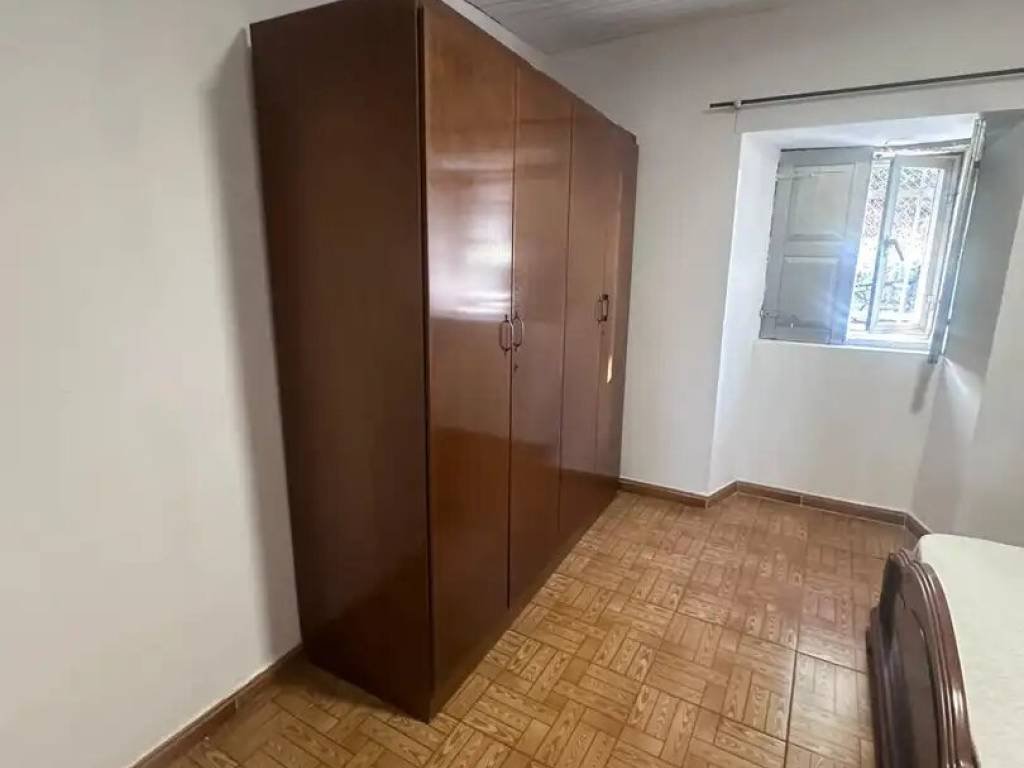 Casa de 95 m² en Parada de Sil