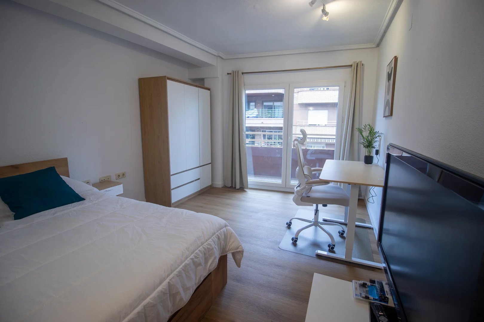 Кімната в оренду, Валенсіі