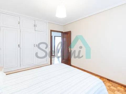 Pis de 68 m² a Oviedo