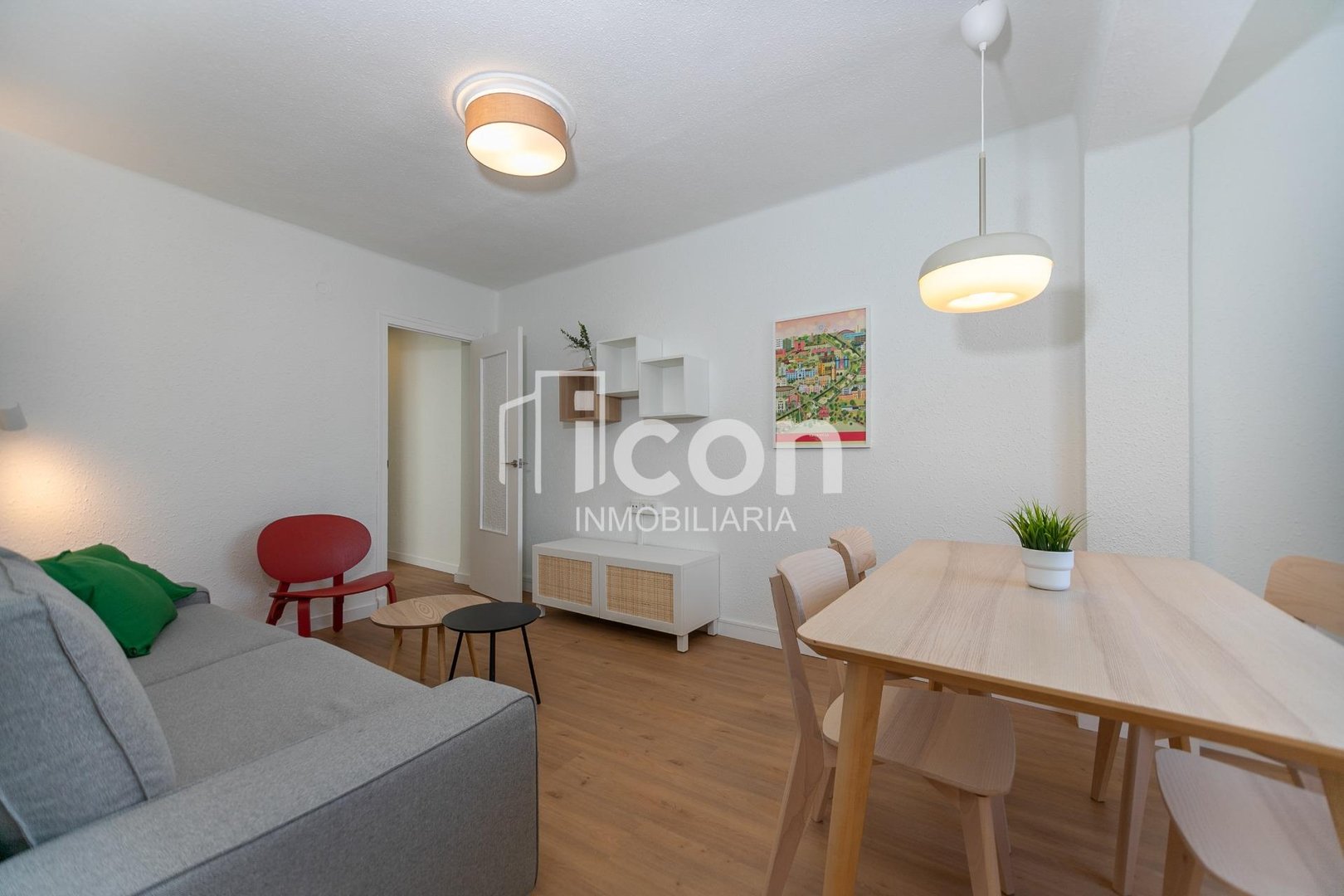 Room 103 m², València
