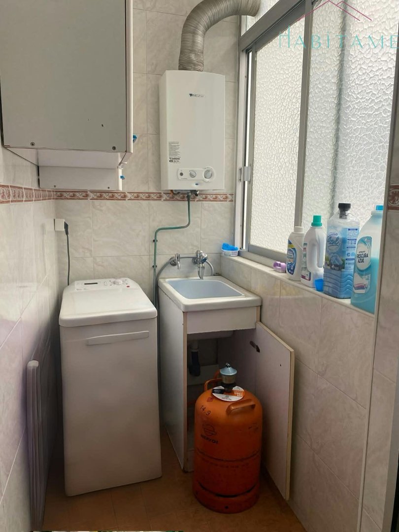 Piso de 90 m² en Granada