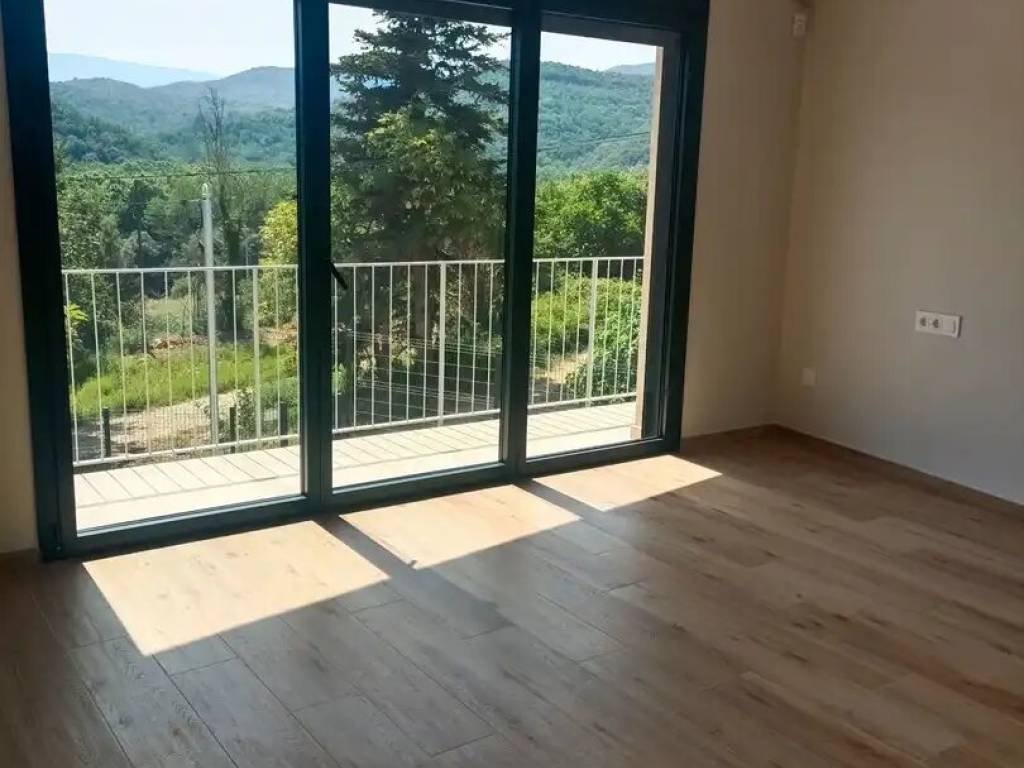 Casa de 150 m² en Sant Aniol de Finestres