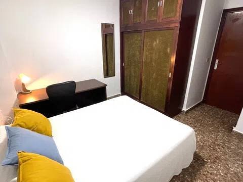 Habitación 90 m², Murcia