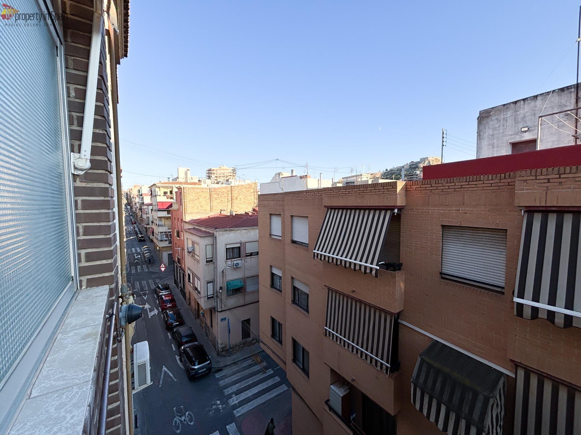 Habitación 96 m², Alicante