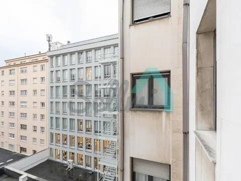 Piso de 55 m² en Oviedo