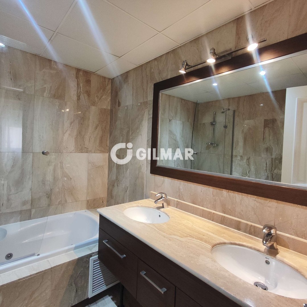 Pis de 120 m² a Estepona
