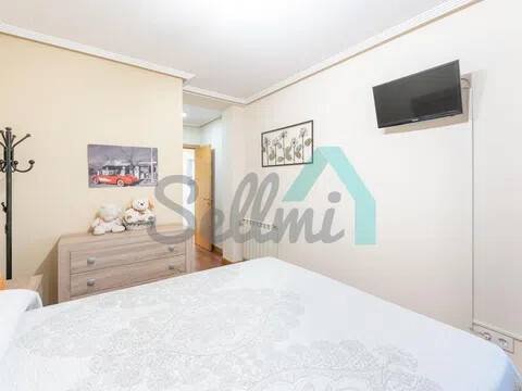 Piso de 103 m² en Oviedo