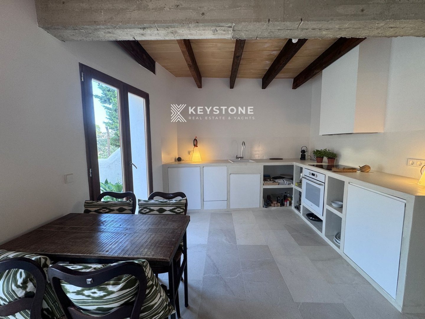 House 100 m² in Estellencs