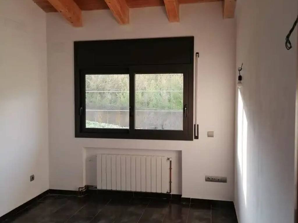 House 343 m² in Serinyà
