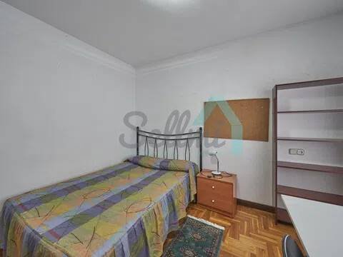 Pis de 123 m² a Oviedo
