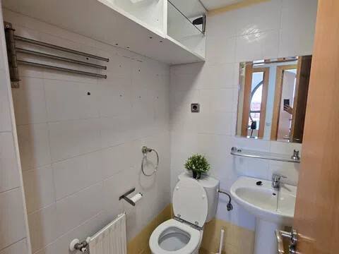 Habitació 100 m², Parla