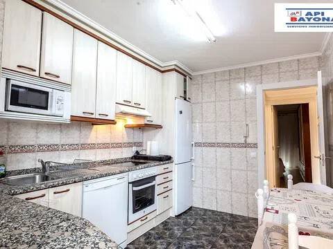 Piso de 90 m² en Zaragoza