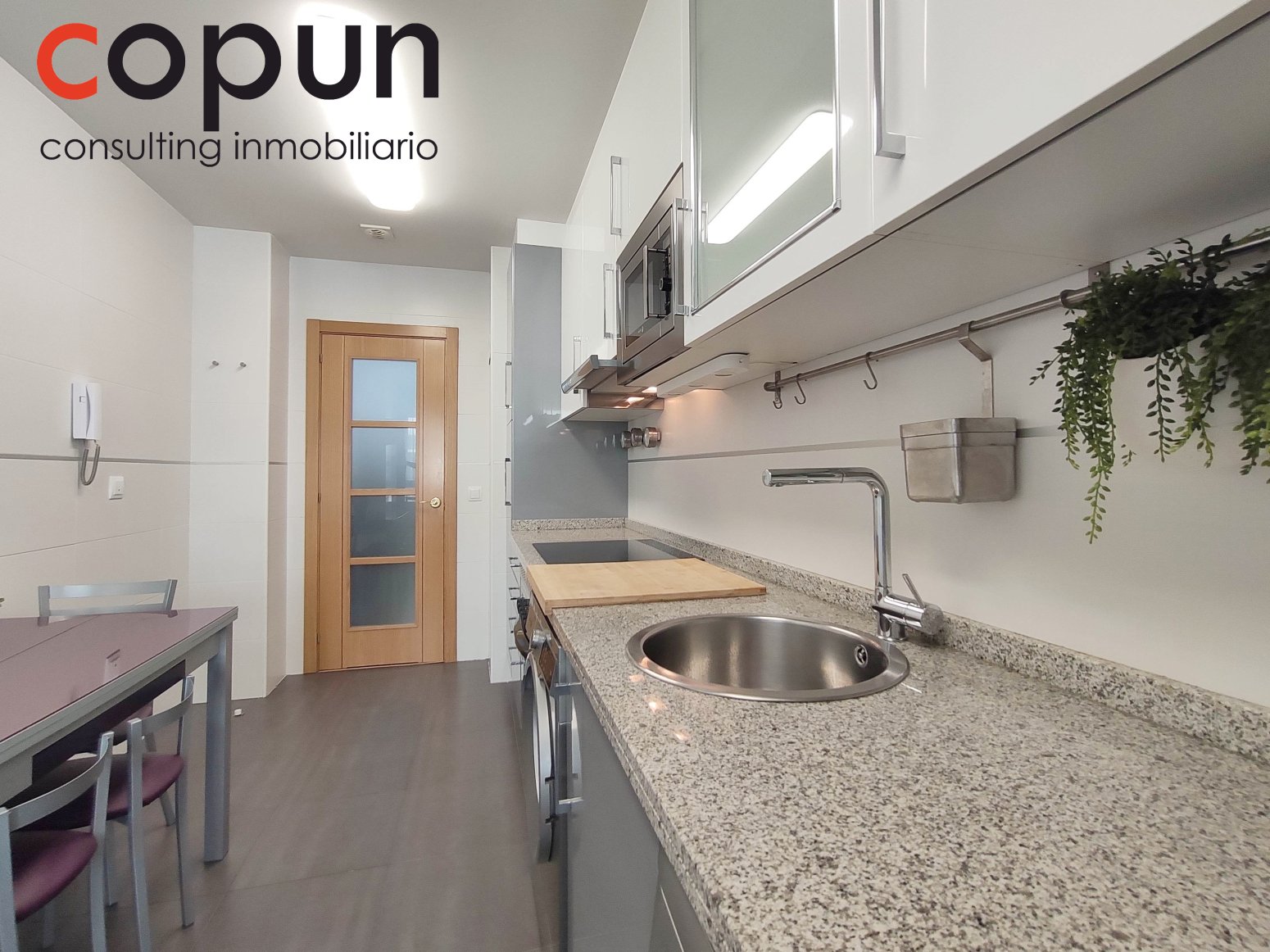 Piso de 80 m² en Oviedo