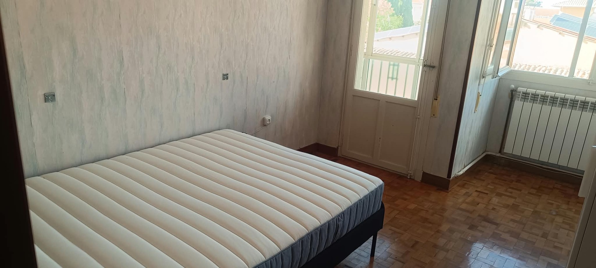 Piso de 100 m² en Falces
