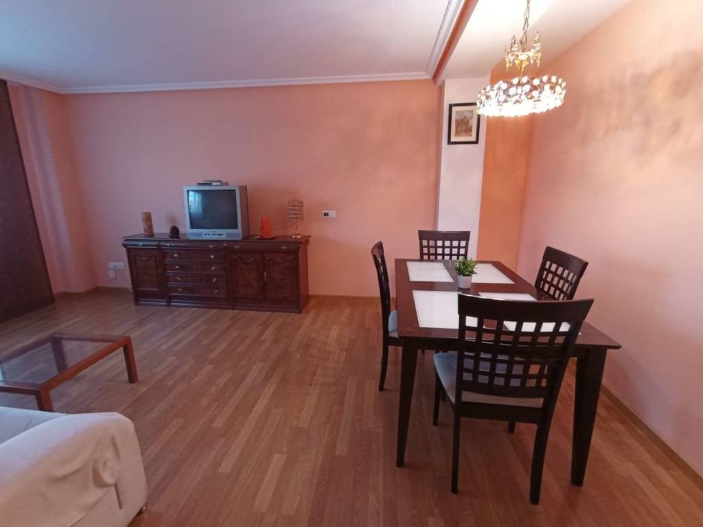Wohnung 75 m² in Salamanca