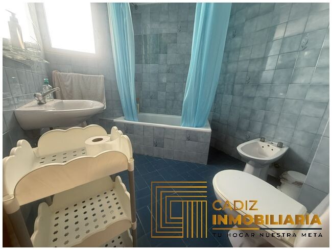 Piso de 90 m² en Cádiz