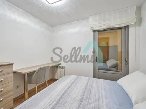 Piso de 83 m² en Oviedo