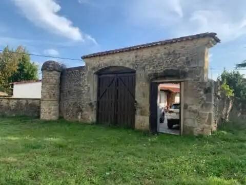 Pis de 1372 m² a Reocín
