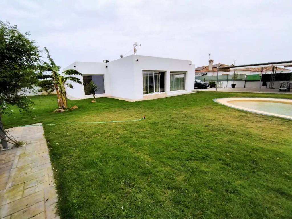Будинок 160 м² у Chiclana de la Frontera