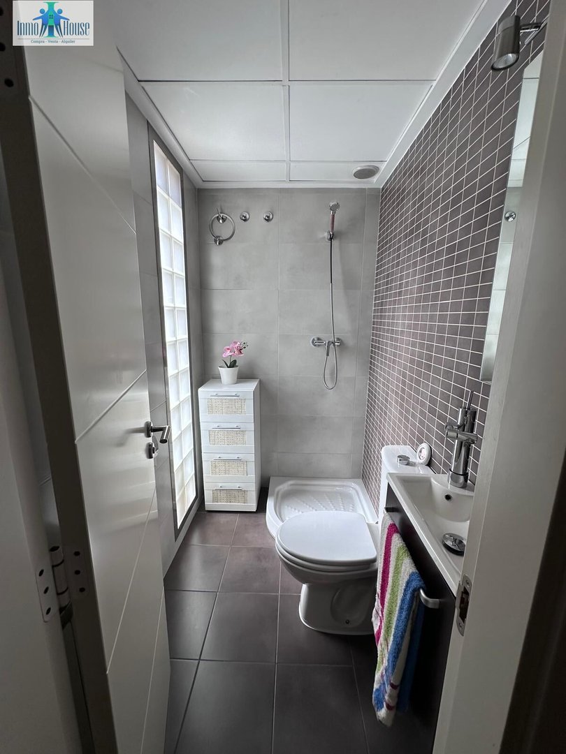 Piso de 240 m² en Albacete