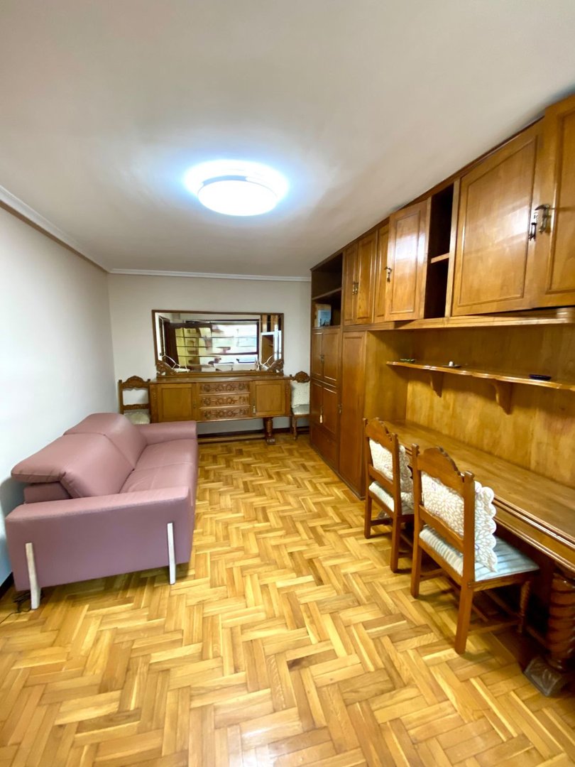 Wohnung 90 m² in Oviedo