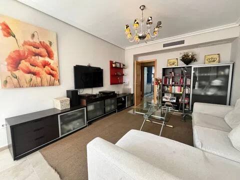 Apartamento 95 m² em Sevilla