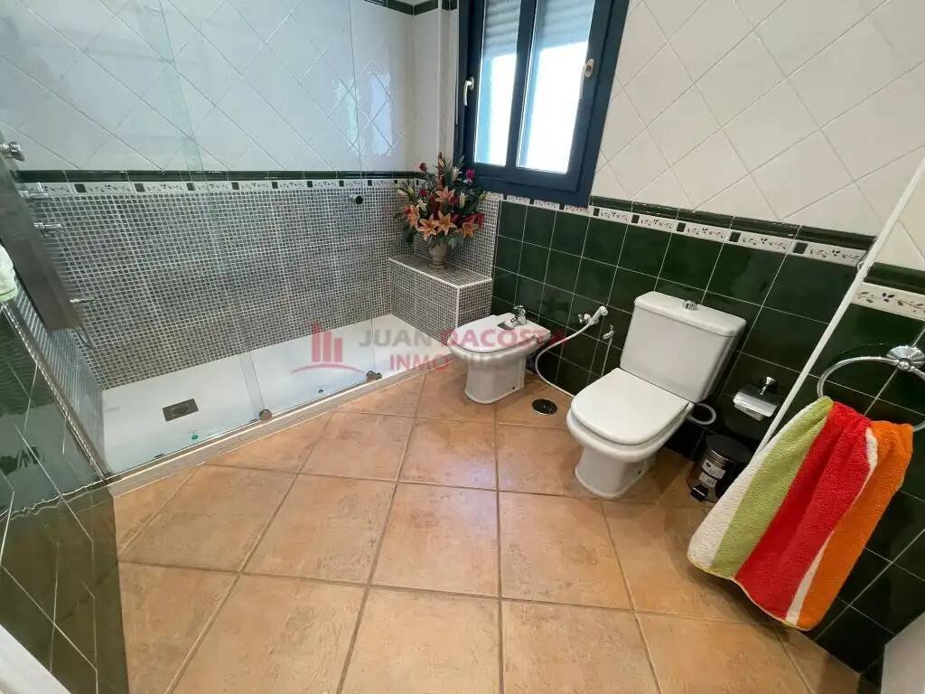 Casa de 160 m² en Lepe