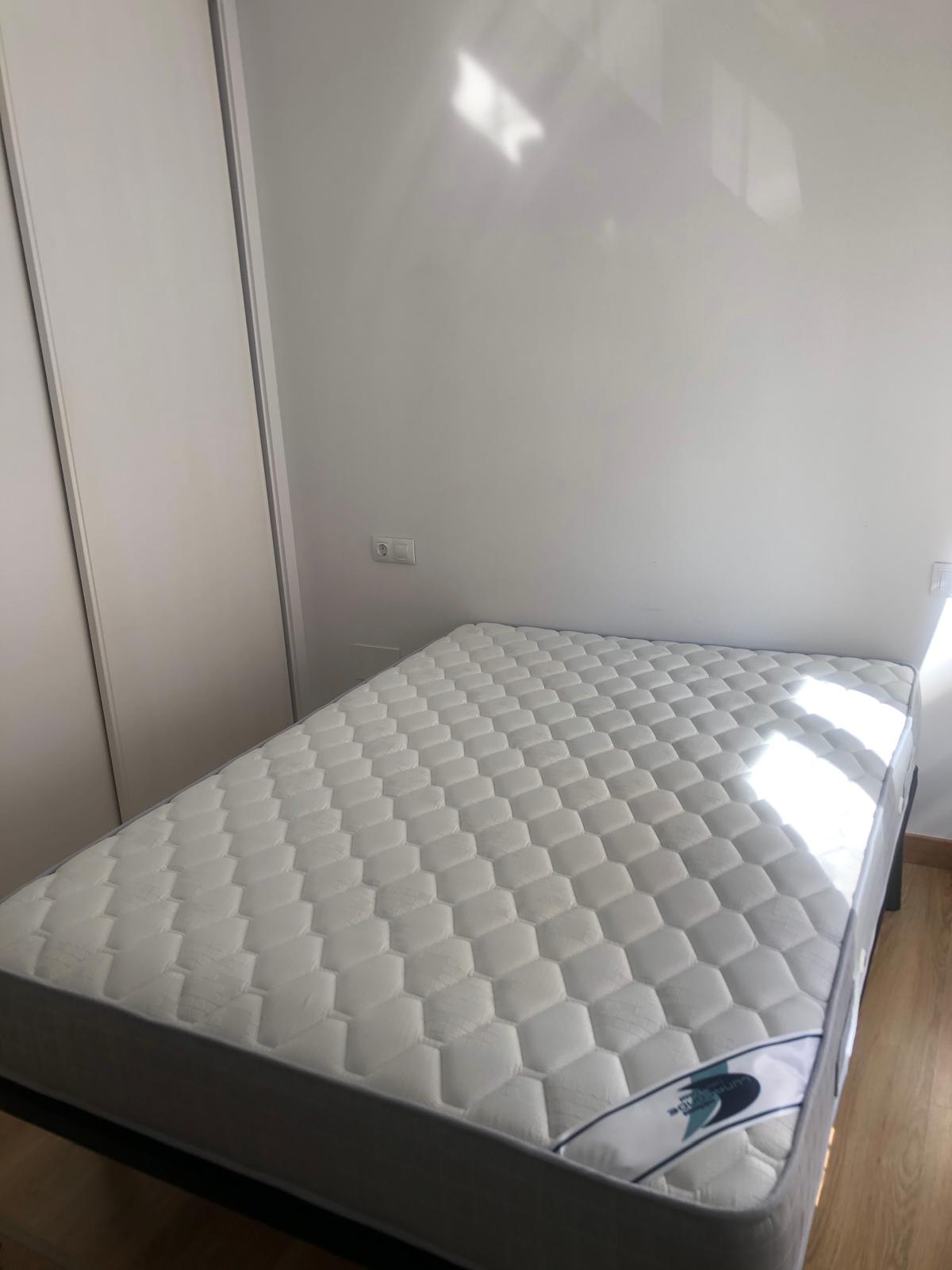 Habitación 105 m², León
