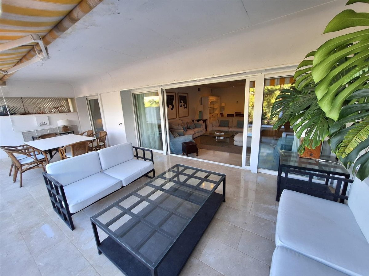 Flat 226 m² in Marbella