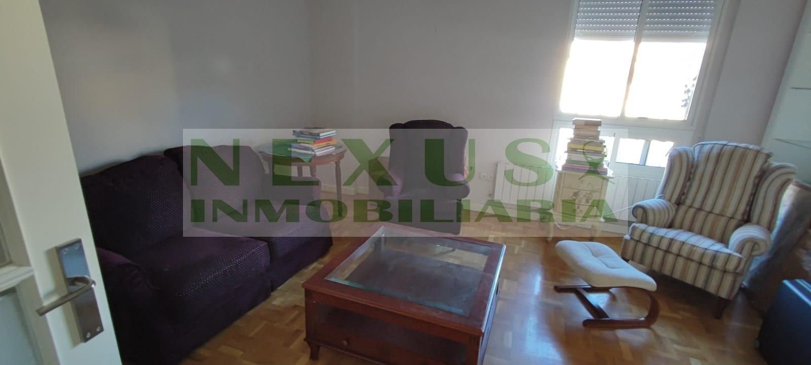 Piso de 90 m² en Cáceres
