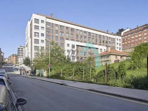 Piso de 68 m² en Oviedo
