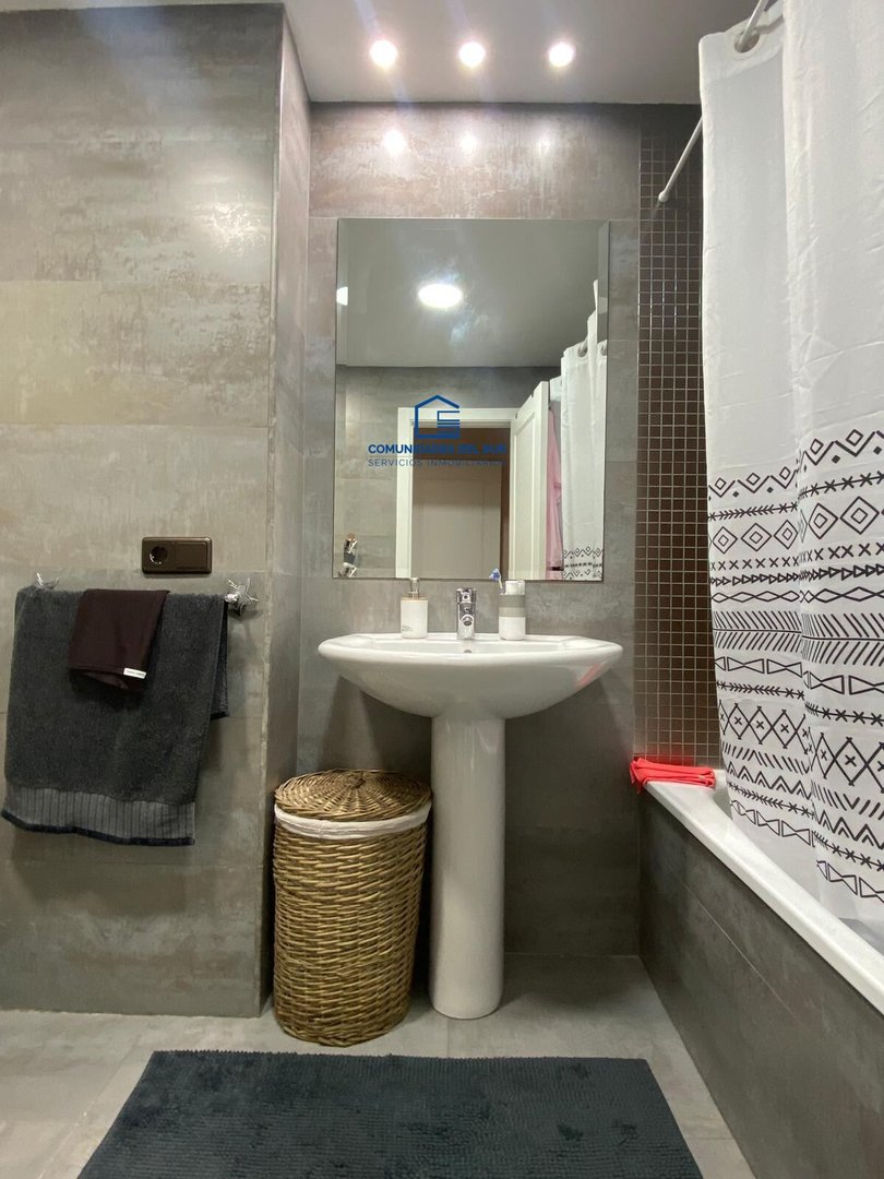 Piso de 73 m² en Cádiz
