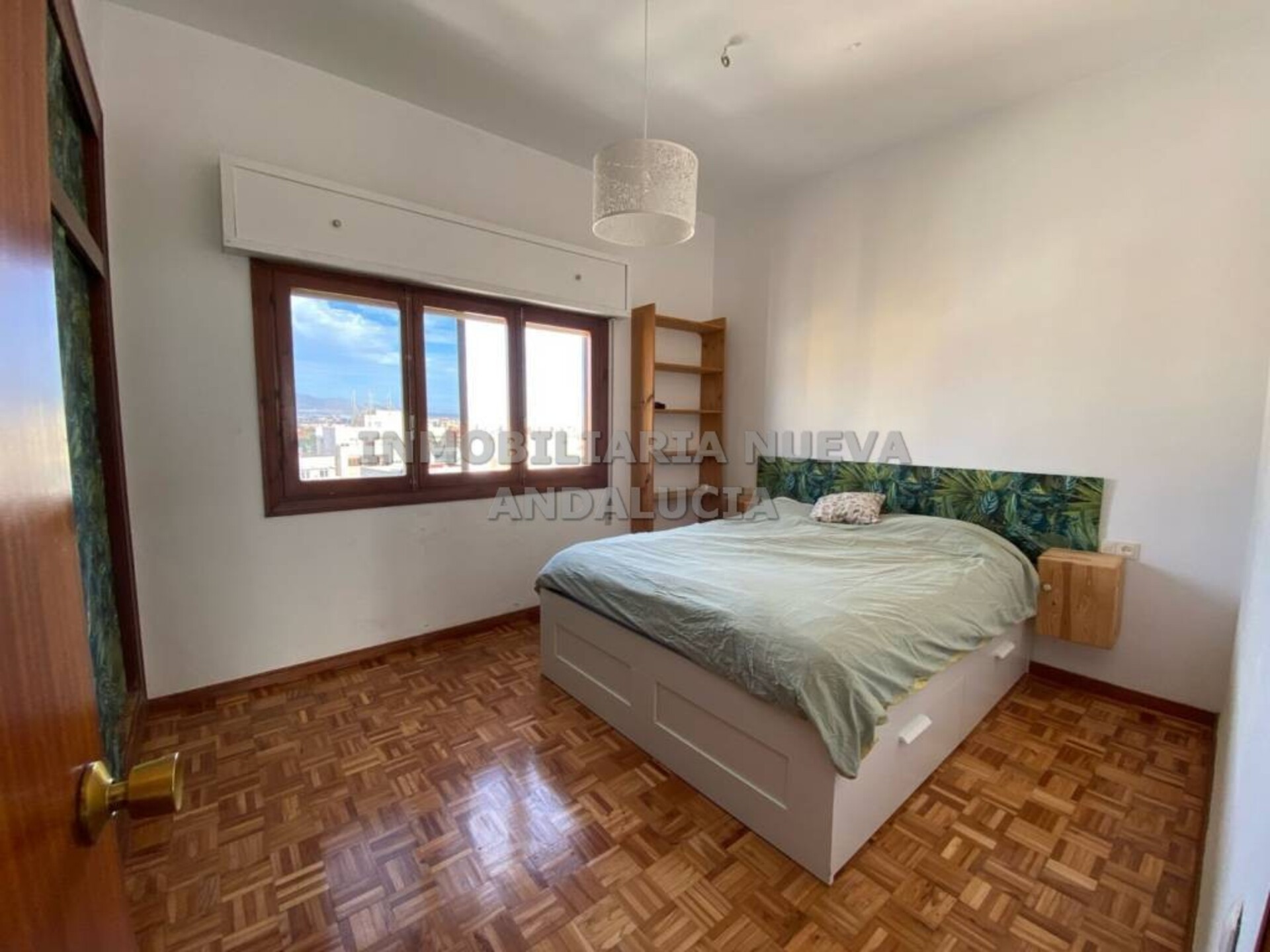 Piso de 70 m² en Almería