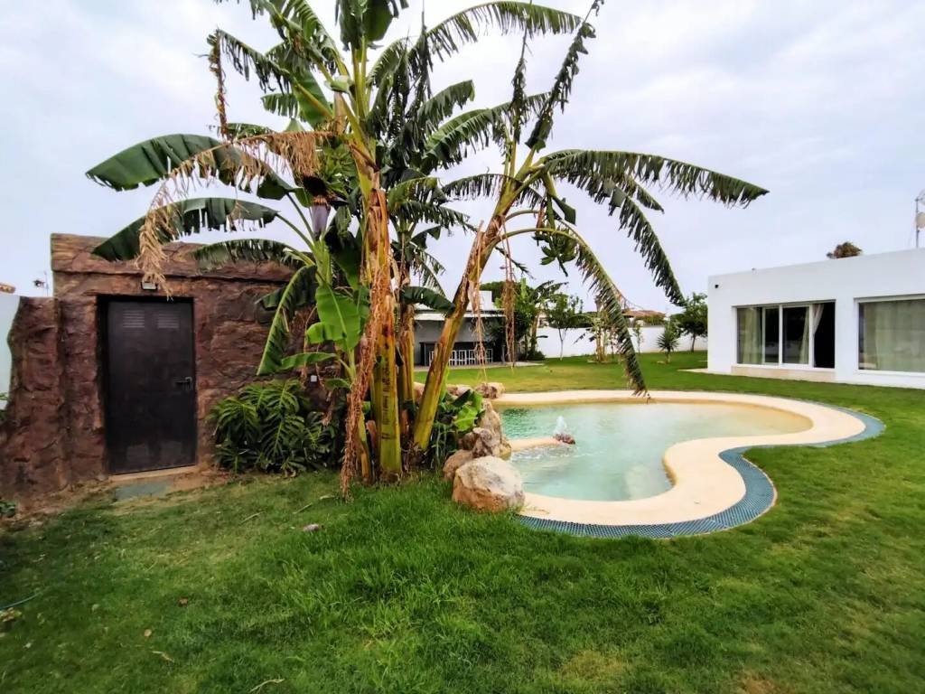 Будинок 160 м² у Chiclana de la Frontera