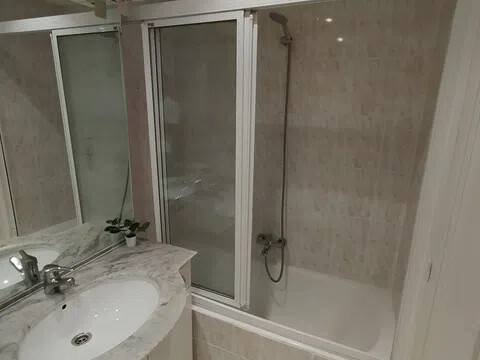 Habitación 120 m², León