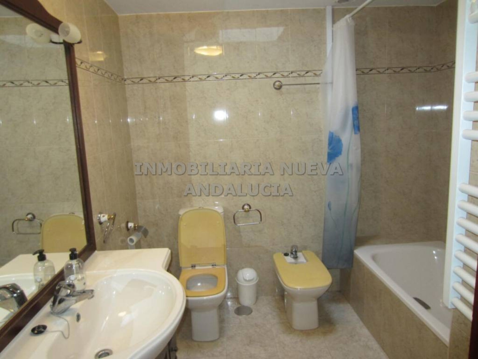 Piso de 220 m² en Almería