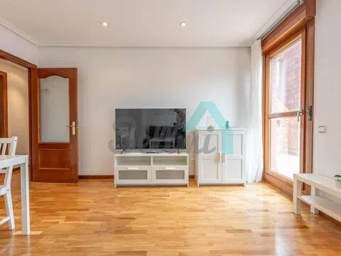 Piso de 80 m² en Oviedo