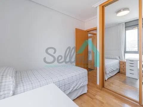 Piso de 67 m² en Oviedo