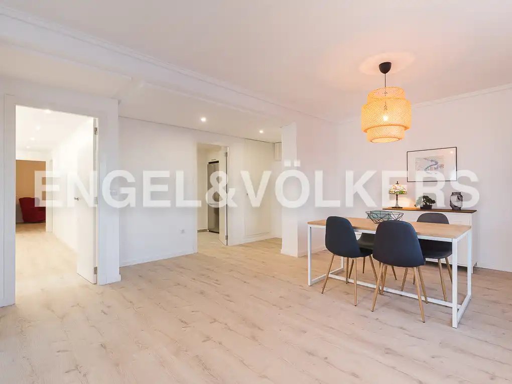 Wohnung 96 m² in Valencia